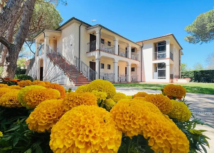 Boschetto Otel 3*